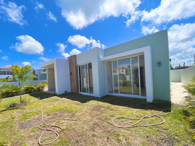 Vendo casa nueva en Residencial Bávaro Punta Cana